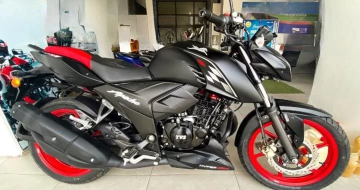 TVS Apache RTR 160 4V 