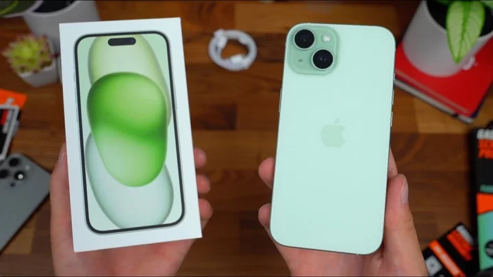Apple iPhone 15
