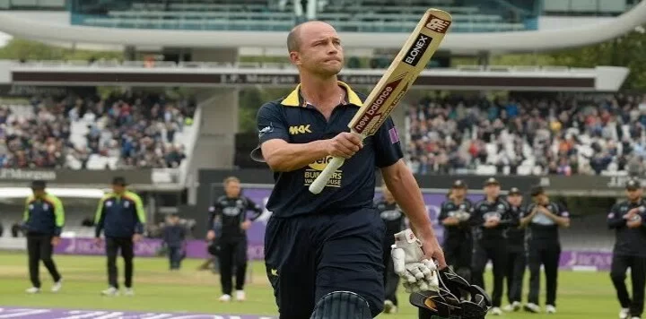 Jonathan Trott