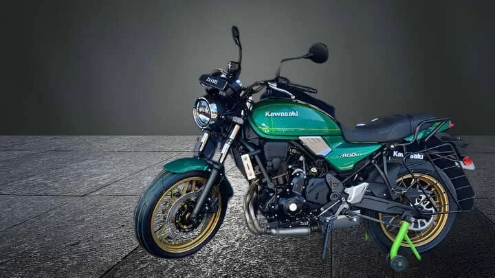 Kawasaki Z650RS 