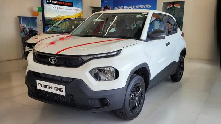 Tata Punch Pure CNG 
