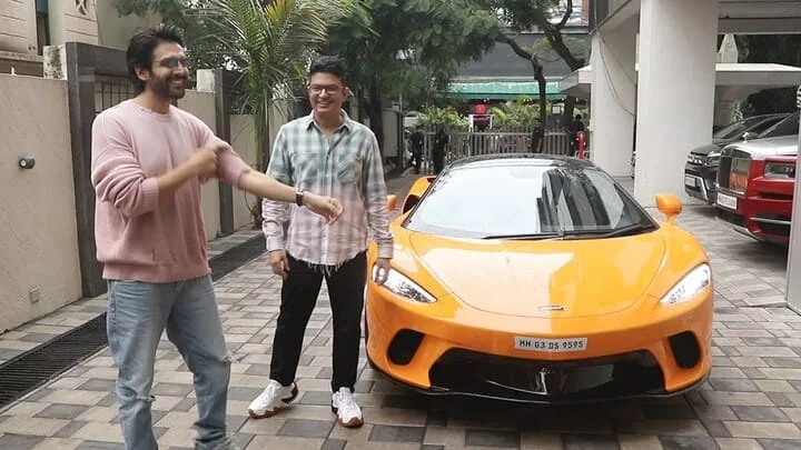 Kartik Aaryan Car 