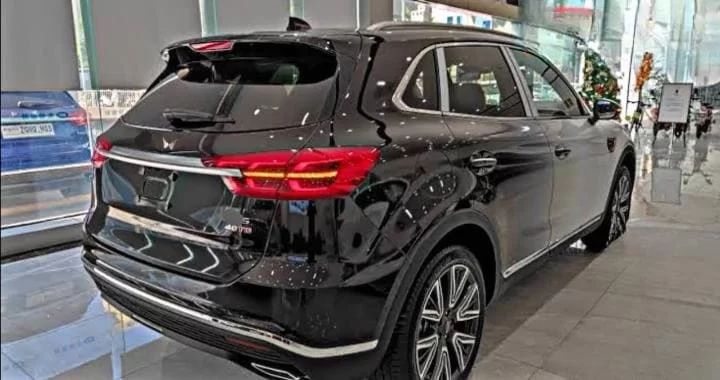Mahindra XUV300